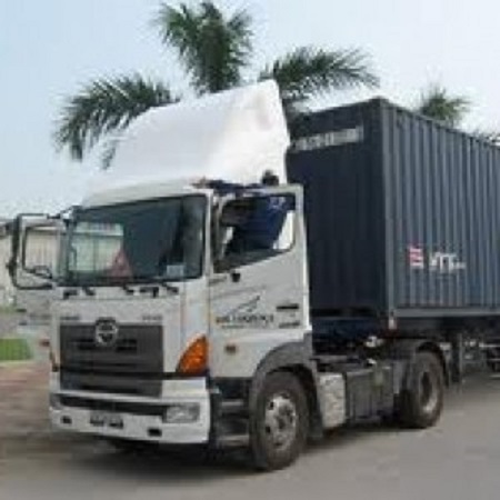 Vận chuyển bằng xe container - Công Ty TNHH RICHI ASIA